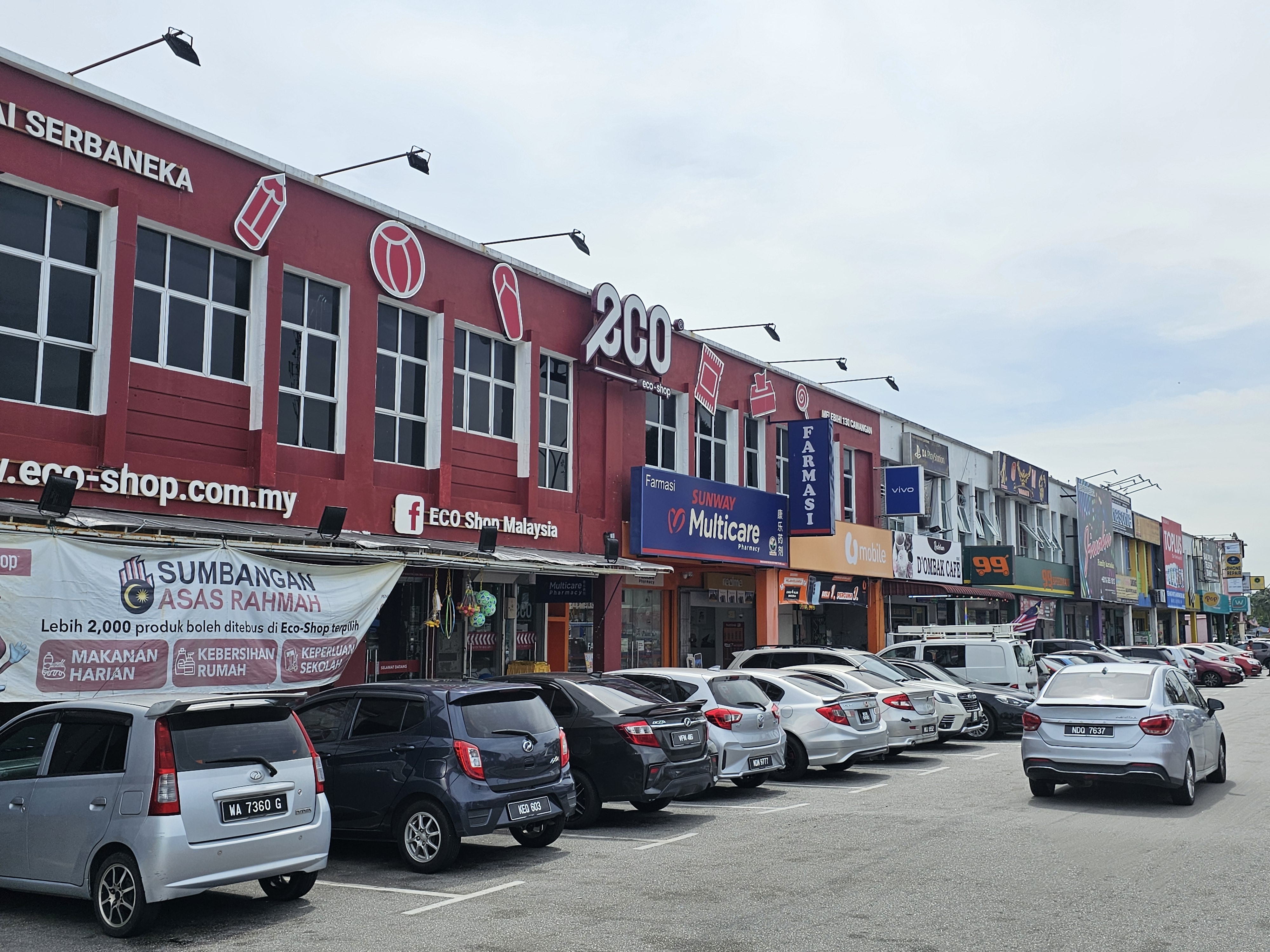 Existing nearby shoplot